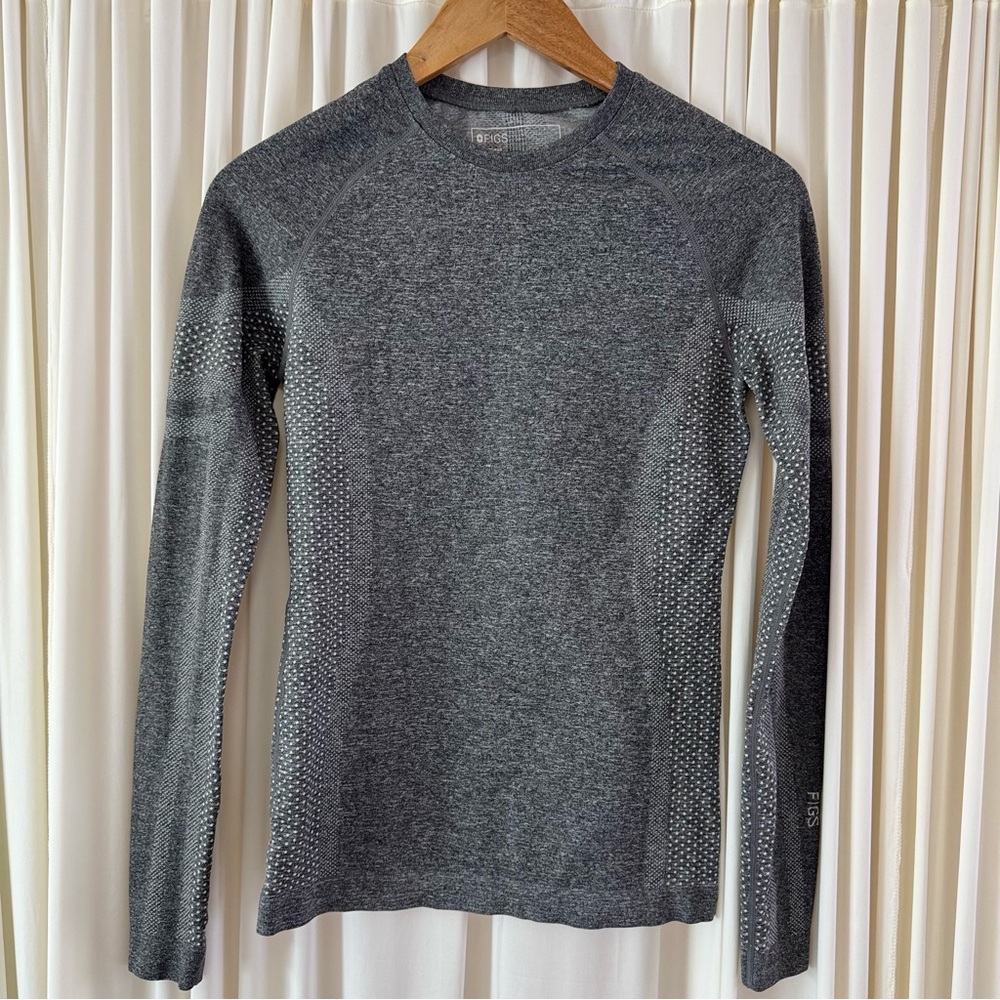 Figs Salta Seamless Longsleeve Underscrub in Graphite Size XS